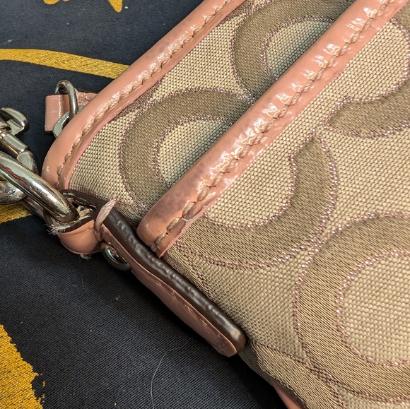 Coach Pink Julia Op Art Swingpack Crossbody - Picture 6 of 9